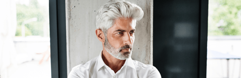 Descubre los beneficios del champú para canas